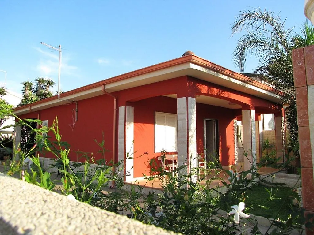 סנטה מריה דל פוקלו Case Sicule - Villa Fiordalisi בית נופש סנטה מריה דל פוקלו